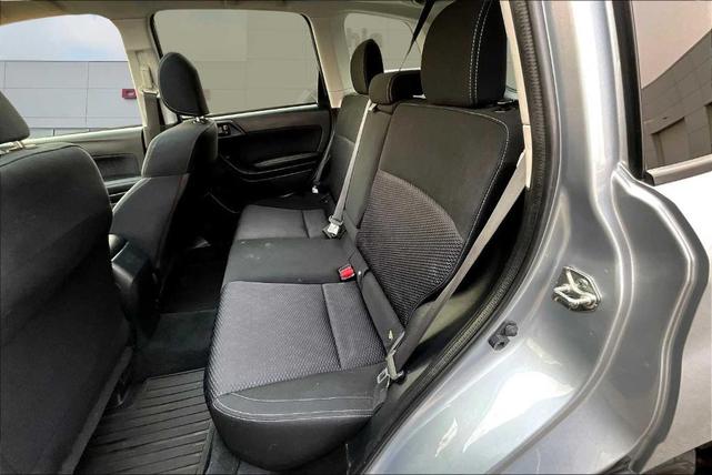 Photo of 2018 Ice Silver Metallic Subaru Forester