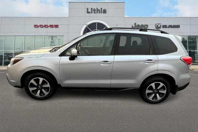 Photo of 2018 Ice Silver Metallic Subaru Forester