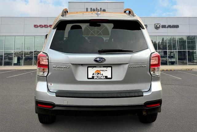 Photo of 2018 Ice Silver Metallic Subaru Forester