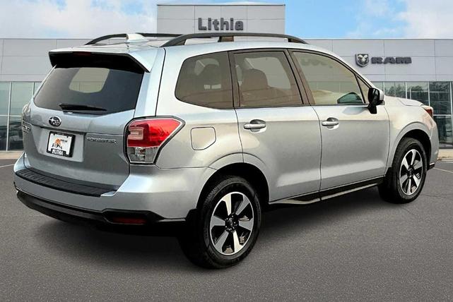 Photo of 2018 Ice Silver Metallic Subaru Forester