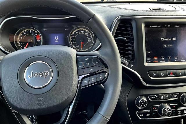 Photo of 2023 Hydro Blue Pearlcoat Jeep Cherokee