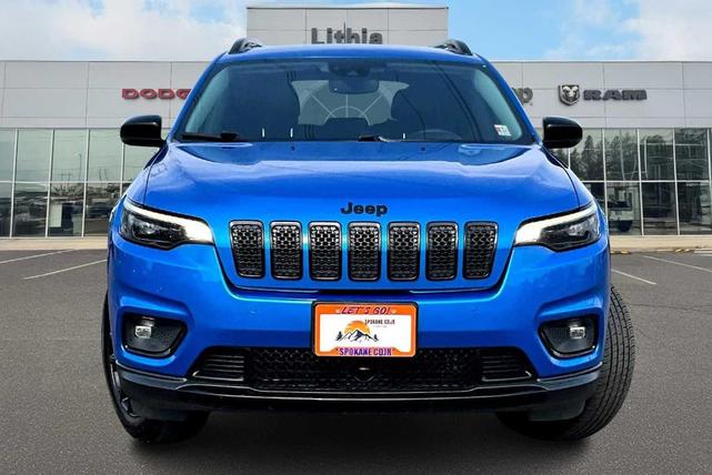 Photo of 2023 Hydro Blue Pearlcoat Jeep Cherokee