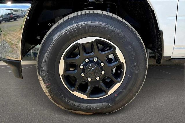 Photo of 2025 Bright White Clearcoat RAM 2500