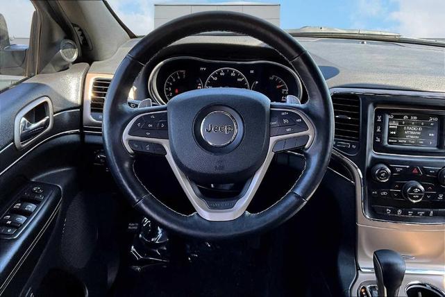 Photo of 2016 Granite Crystal Clearcoat Metallic Jeep Grand Cherokee