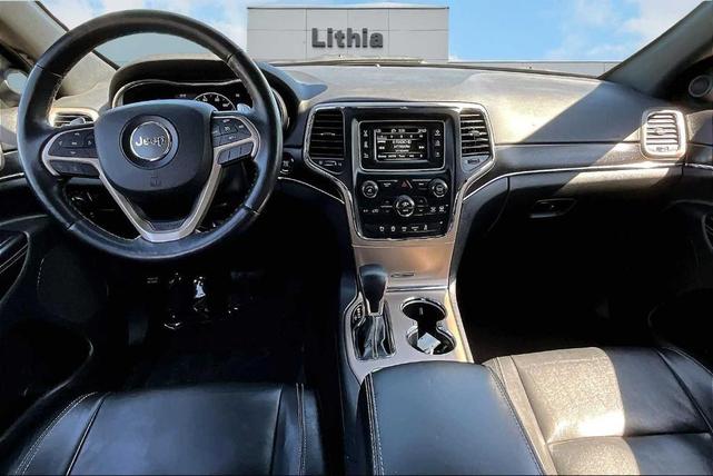 Photo of 2016 Granite Crystal Clearcoat Metallic Jeep Grand Cherokee