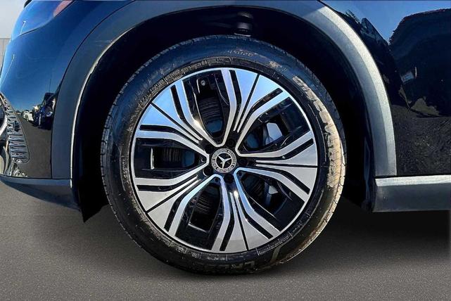 Photo of 2023 Obsidian Black Metallic Mercedes-Benz EQE 350