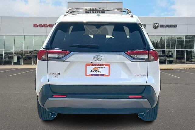Photo of 2021 Blizzard Pearl Toyota RAV4