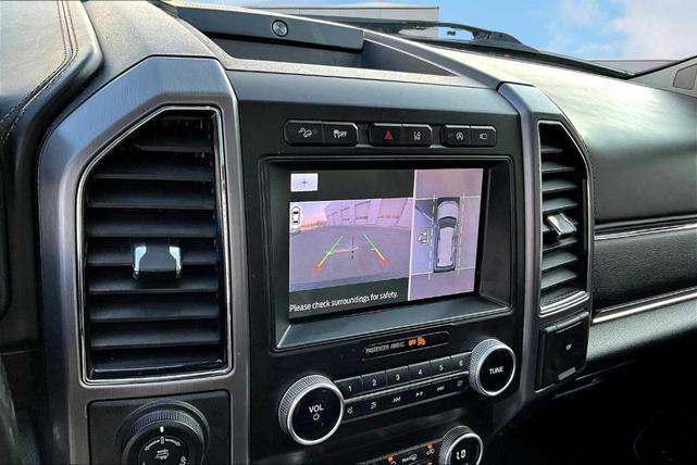Photo of 2021 Agate Black Metallic Ford Expedition