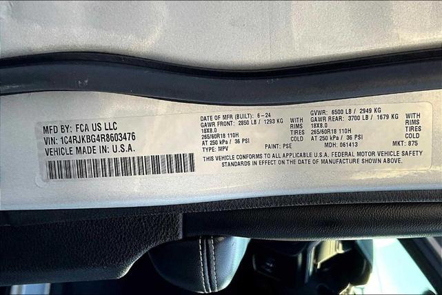 Photo of 2024 Silver Zynith Jeep Grand Cherokee L
