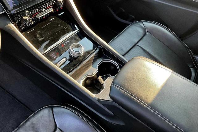 Photo of 2024 Silver Zynith Jeep Grand Cherokee L
