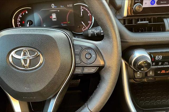 Photo of 2024 Midnight Black Metallic Toyota RAV4