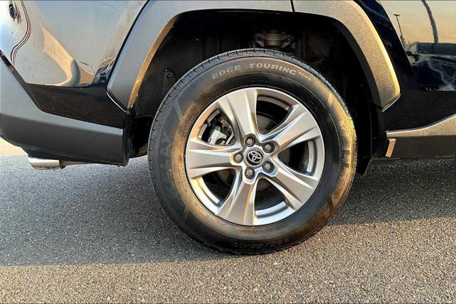 Photo of 2024 Midnight Black Metallic Toyota RAV4