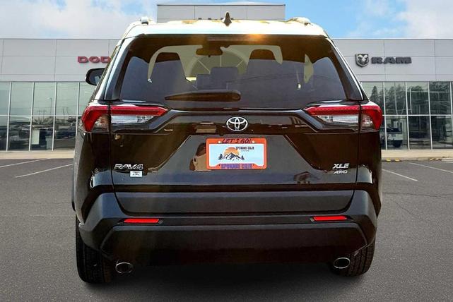 Photo of 2024 Midnight Black Metallic Toyota RAV4