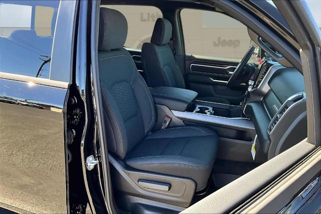 Photo of 2025 Diamond Black RAM 1500