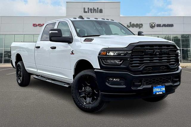 Photo of 2025 White RAM 3500