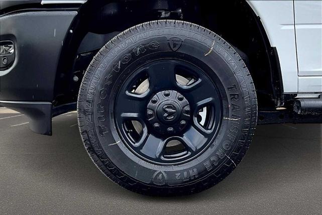 Photo of 2025 White RAM 3500