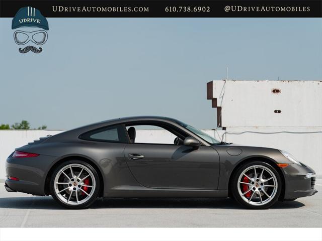 Photo of 2013 Agate Grey Metallic Porsche 911