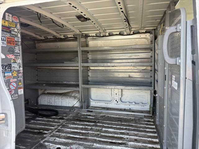 Photo of 2016 Glacier White Nissan NV Cargo NV1500