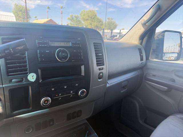 Photo of 2016 Glacier White Nissan NV Cargo NV1500