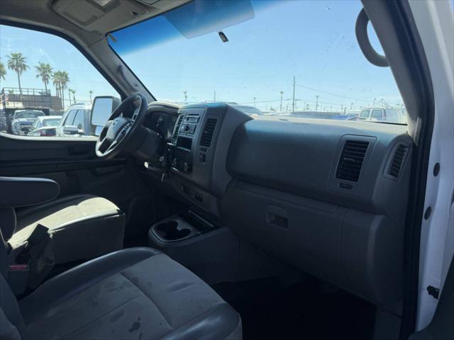Photo of 2016 Glacier White Nissan NV Cargo NV1500