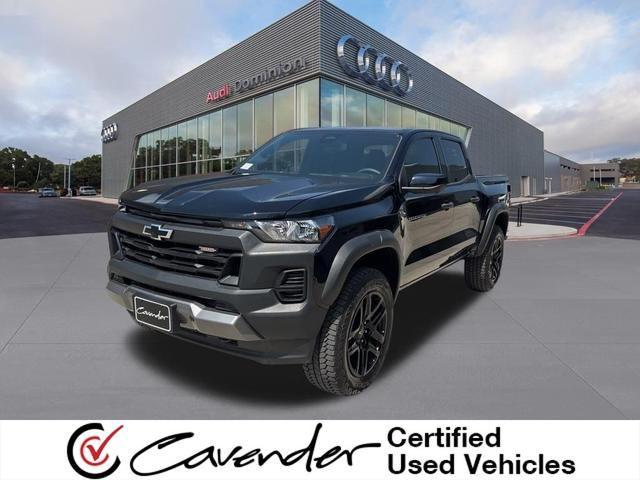 Photo of 2024 Black Chevrolet Colorado