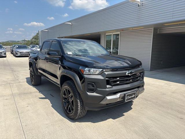 Photo of 2024 Black Chevrolet Colorado