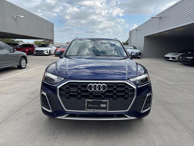 Photo of 2025 Navarra Blue Metallic Audi Q5