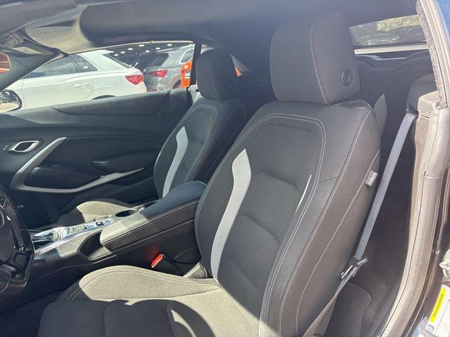 Photo of 2023 Black Chevrolet Camaro