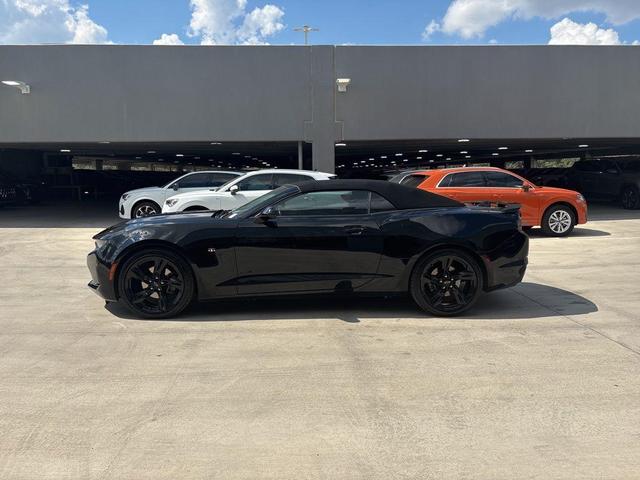 Photo of 2023 Black Chevrolet Camaro
