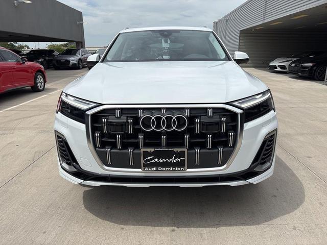 Photo of 2025 Glacier White Metallic Audi Q7