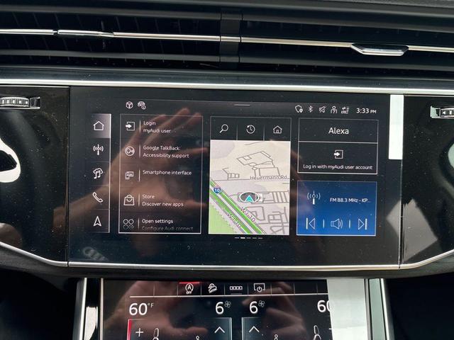 Photo of 2025 Glacier White Metallic Audi Q7