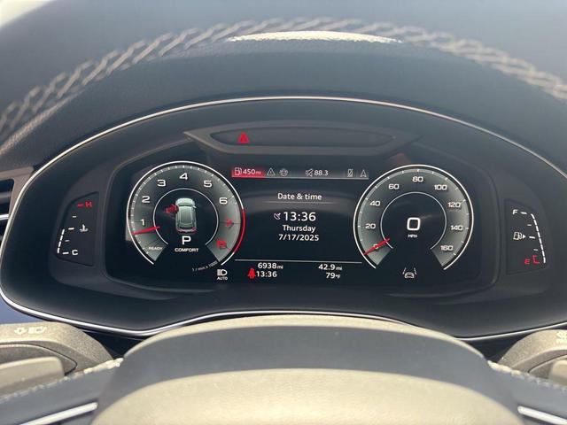 Photo of 2025 Daytona Gray Pearl Effect Audi Q8