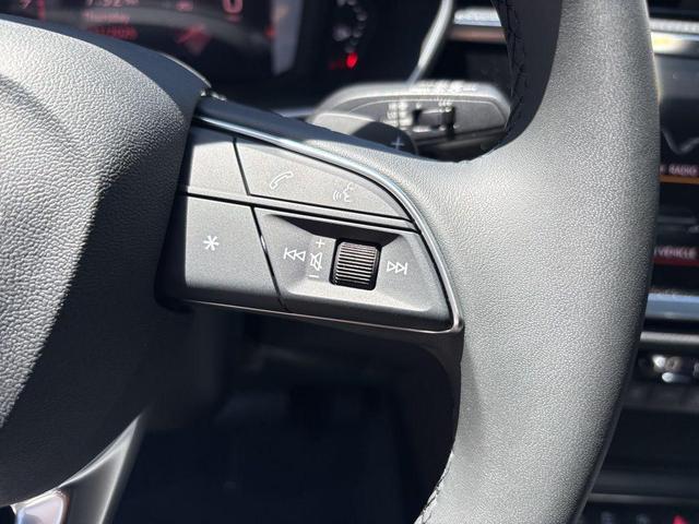 Photo of 2025 Mythos Black Metallic Audi Q3