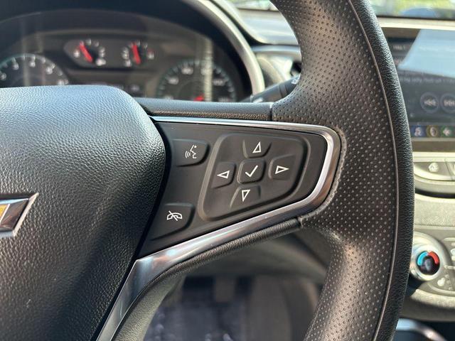 Photo of 2024 Mineral Gray Metallic Chevrolet Malibu