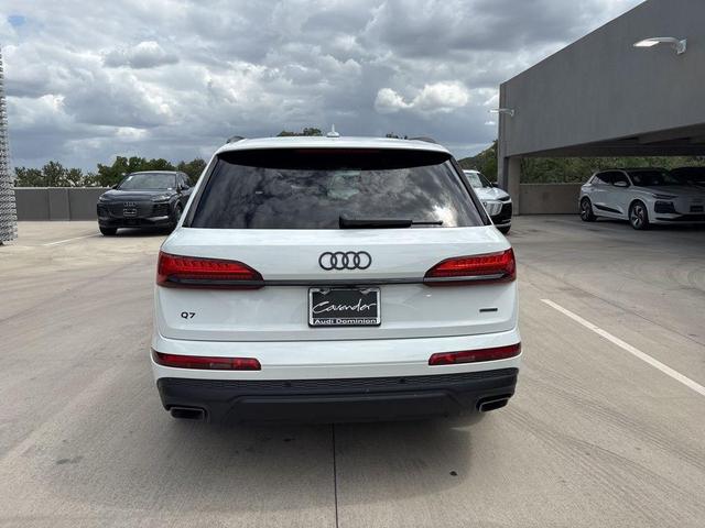 Photo of 2025 Carrara White Audi Q7