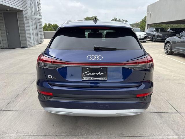 Photo of 2025 Navarra Blue Metallic Audi Q4 e-tron