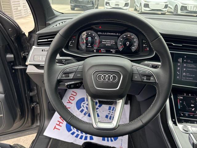 Photo of 2025 Samurai Gray Metallic Audi Q7