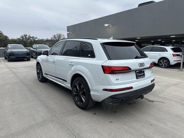 Photo of 2025 Glacier White Metallic Audi Q7
