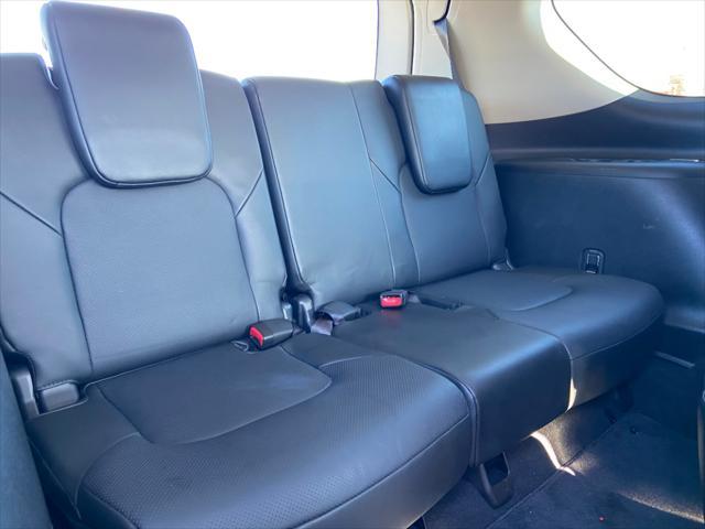 Photo of 2020 Black INFINITI QX80