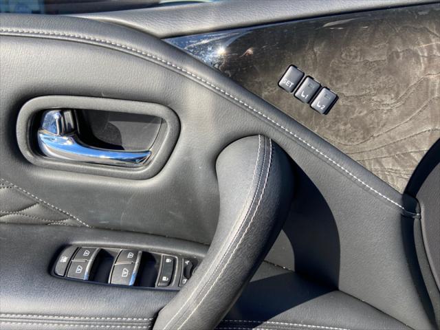 Photo of 2020 Black INFINITI QX80