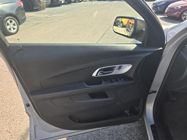 Photo of 2012 Silver Chevrolet Equinox