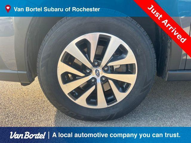 Photo of 2023 Magnetite Gray Metallic Subaru Outback