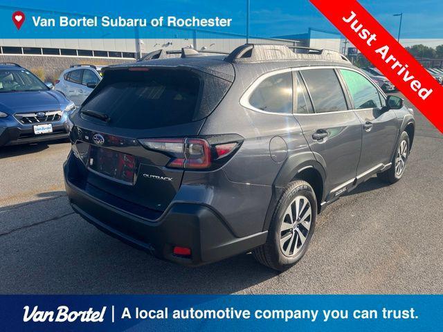 Photo of 2023 Magnetite Gray Metallic Subaru Outback
