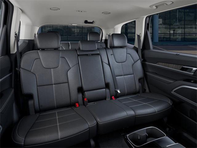 Photo of 2025 Ebony Black Kia Telluride