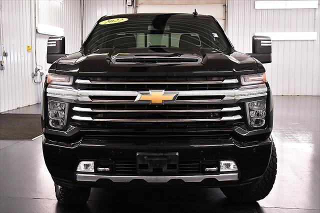 Photo of 2022 Black Chevrolet Silverado 2500
