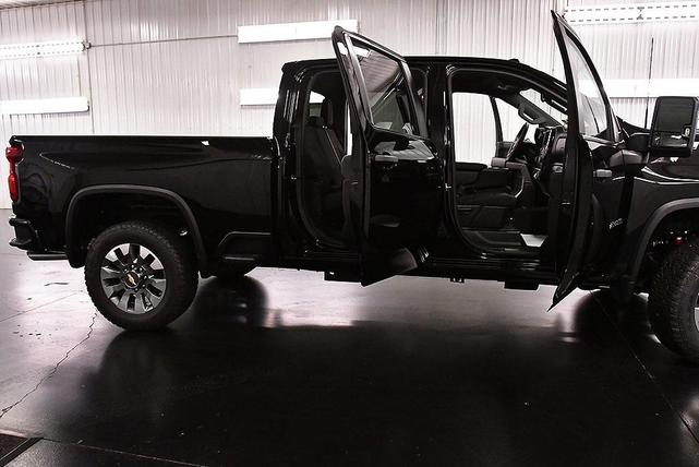 Photo of 2026 Black Chevrolet Silverado 2500