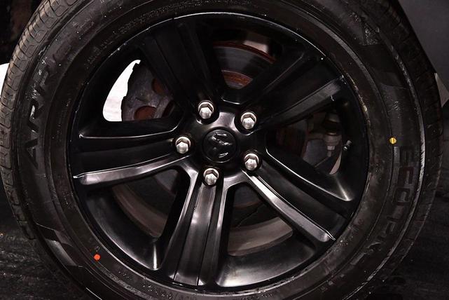 Photo of 2022 Diamond Black Crystal Pearlcoat RAM 1500 Classic