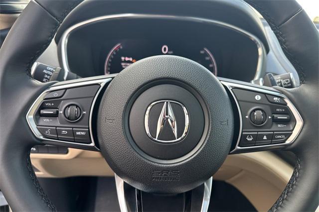 Photo of 2025 Platinum Acura MDX