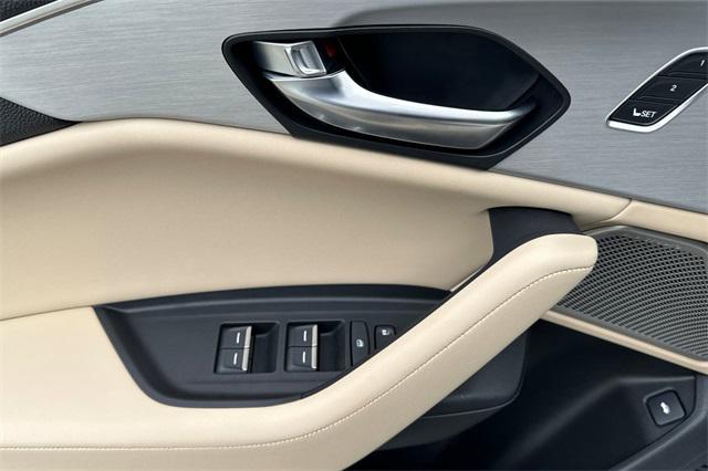 Photo of 2025  Acura TLX