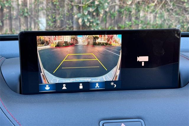 Photo of 2025 Platinum Acura TLX